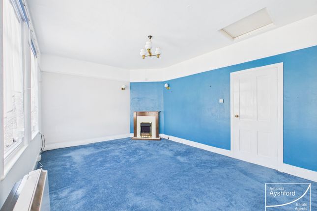 19a Higher Polsham Road, Paignton photo 2