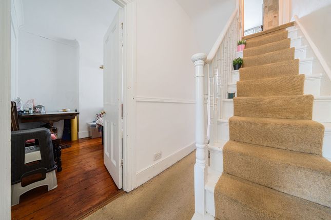 77 Algernon Road, London photo 2