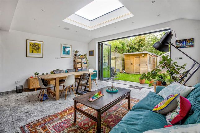 22, Gilpin Avenue, London photo 4