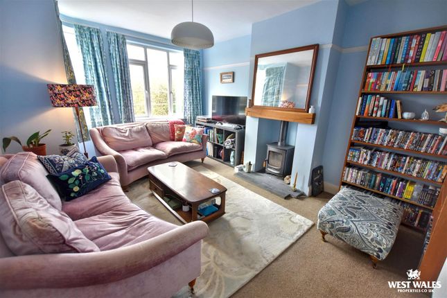 10, Merlins Crest, Haverfordwest photo 2