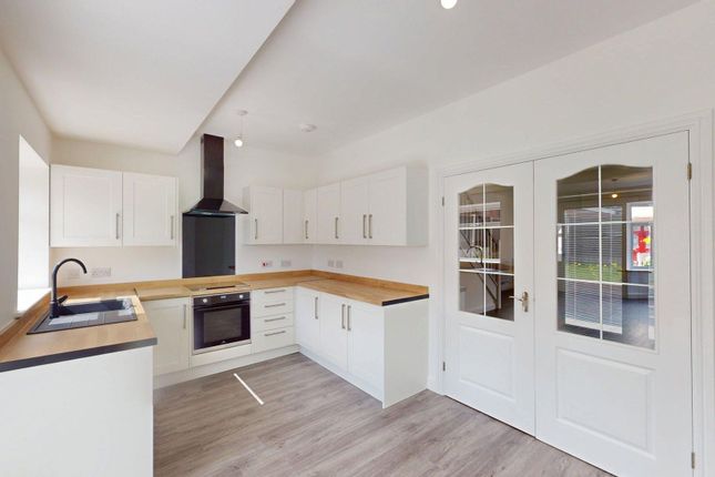 3 Maple Avenue, Bolton photo 3
