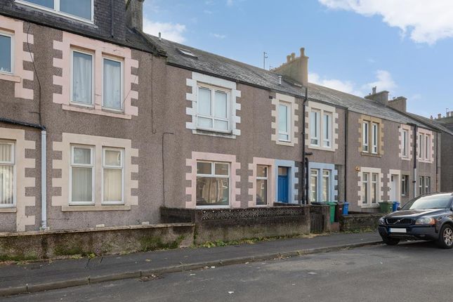 Thumbnail Flat for sale in Taylor Street, Methil, Leven