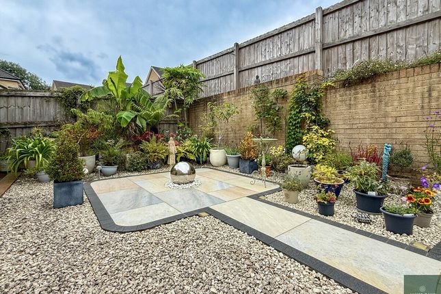 73, Centenary Way, Truro photo 4