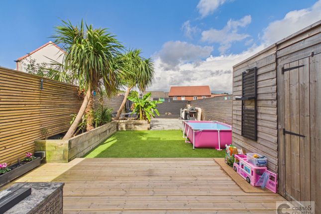 41 Buttercup Way, Newton Abbot photo 2