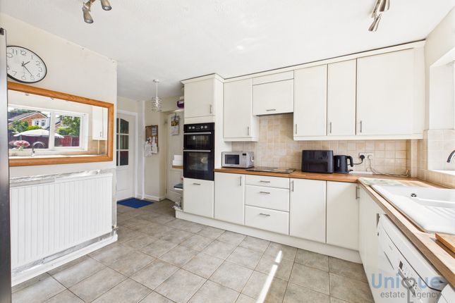 4, Arundel Drive, Poulton-le-Fylde photo 2