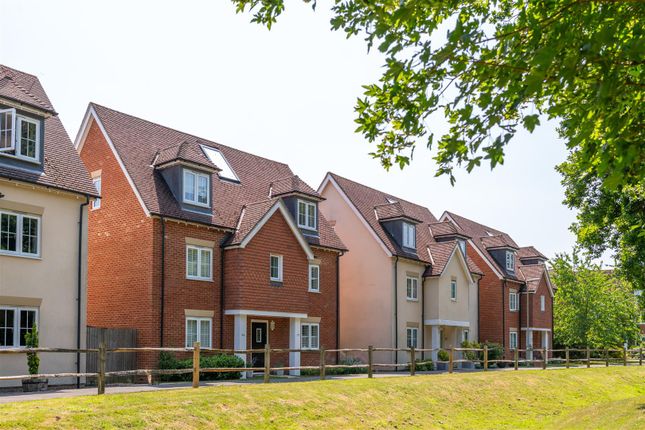 64 Brookfield Drive New Externals-10.Jpg