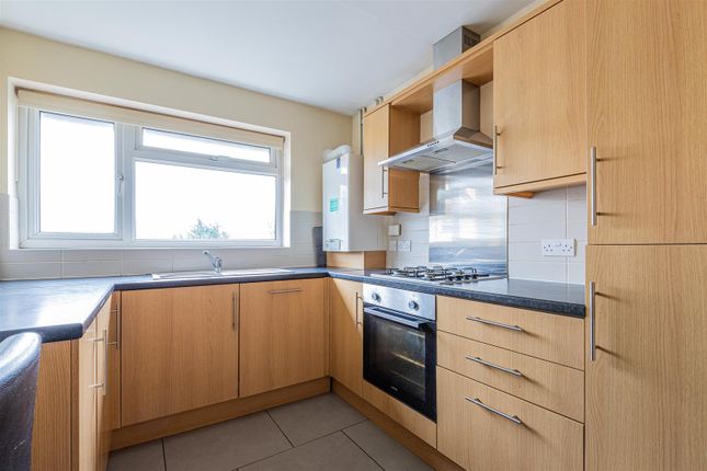 3 Dorchester Court, Brandreth Road, Cardiff photo 5