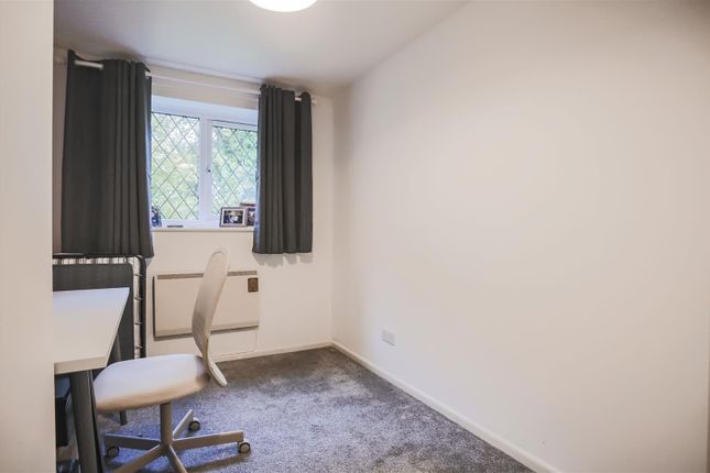Flat for sale in Parr Lane, Bury