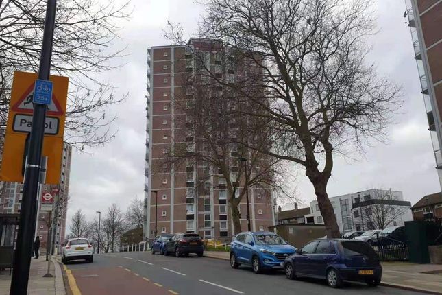 Flat for sale in Frances Street, London