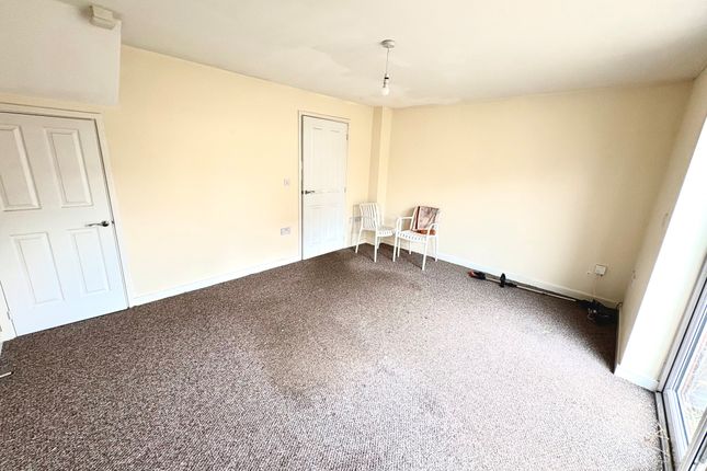 20, Milner Avenue, BIRKENHEAD photo 4