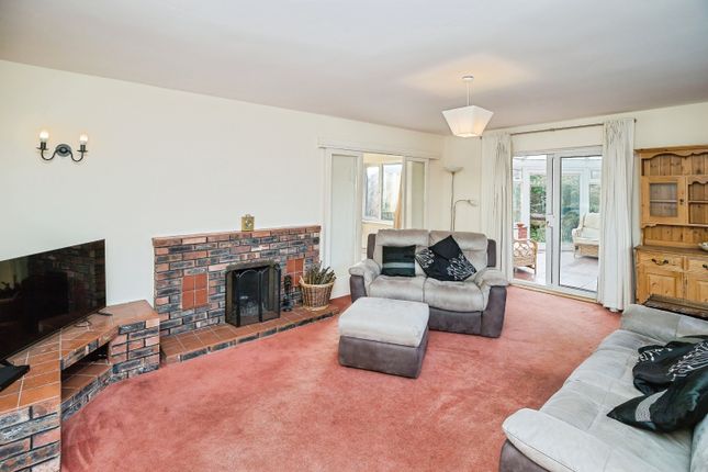 9, Sarn Lane, Hope, Hope, Wrexham photo 4