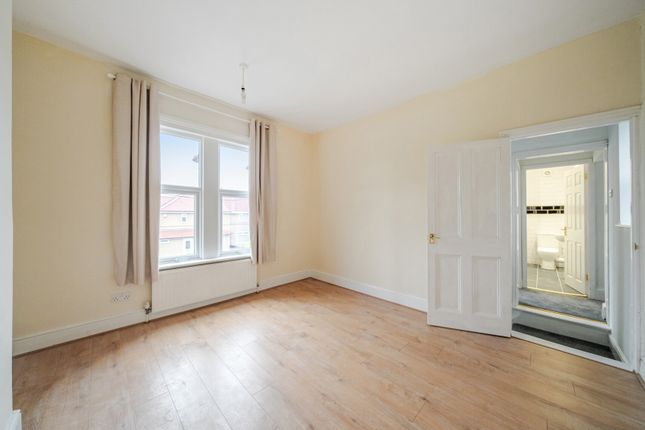 111, Bishopsworth Road, Somerset photo 3