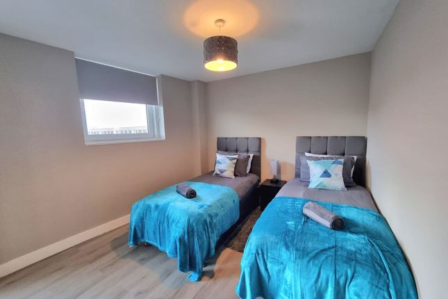 Thumbnail Flat to rent in Bow Common Lane, London