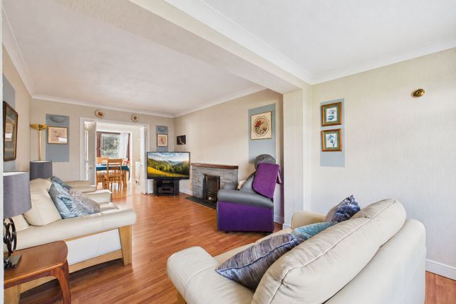 30 Woodside, Sutton-In-Ashfield photo 2