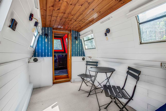 Houseboat for sale in Maida Avenue, London