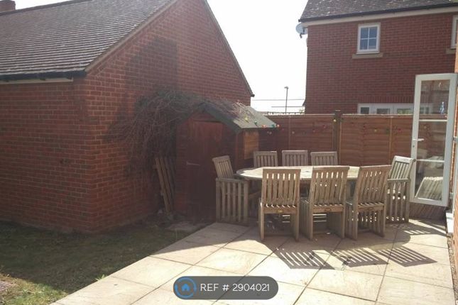 Prince Rupert Drive, Aylesbury photo 3
