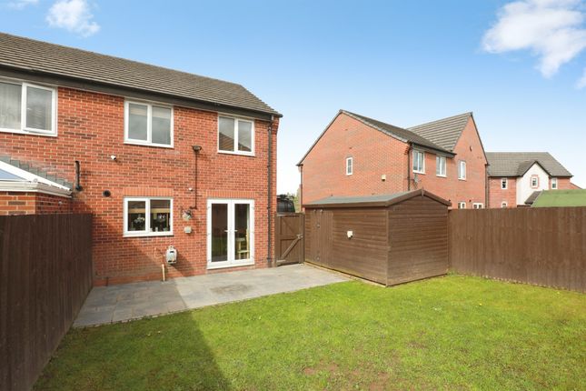 7, Vale Royal Close, Northwich photo 2