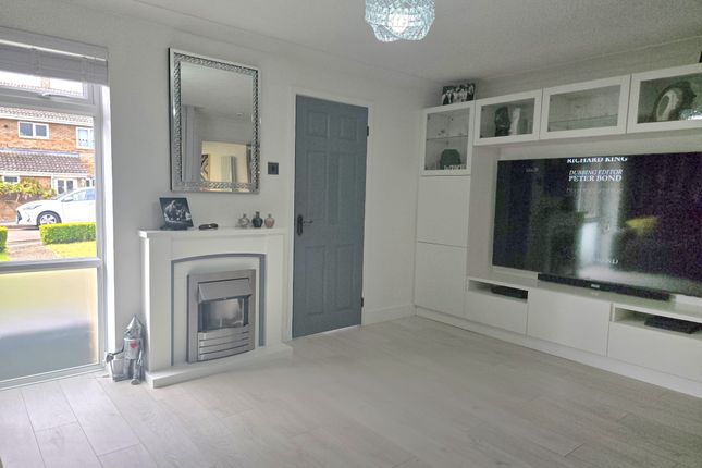7, Elizabeth Way, Sandy photo 5