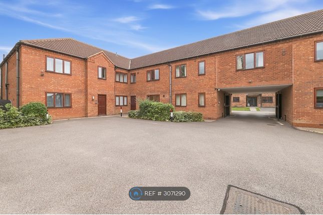 2-bed flat on Winters Court Winters Lane, Long Bennington, £595/mo