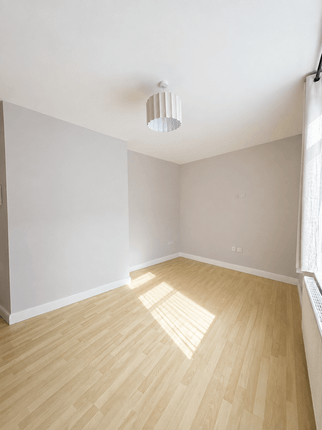 40 Summer Lane, Wombwell, BARNSLEY photo 4