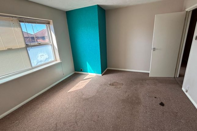 Flat 26, The Ashleighs, Canvey Island photo 3