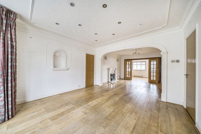 52, Cedar Drive, Pinner photo 2