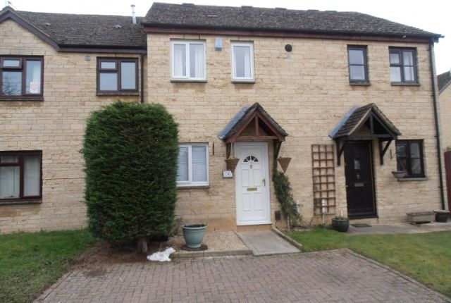 Thumbnail Terraced house to rent in Manor Road, Witney, Oxon