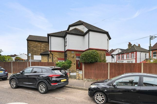 End terrace house for sale in Montpelier Road, Sutton