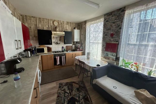 8A, Emery Lane, Boston photo 3