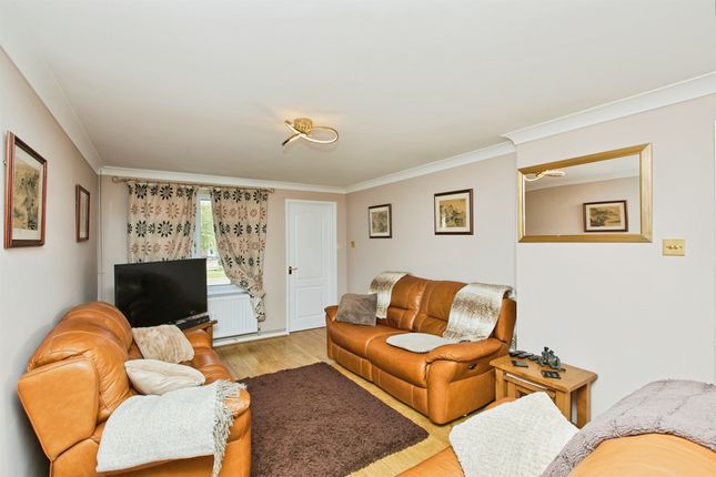 29, Sidings Way, Alfreton photo 3