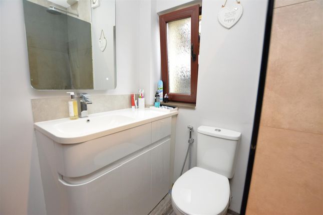 Semi-detached house for sale in Mount Road, Mitcham
