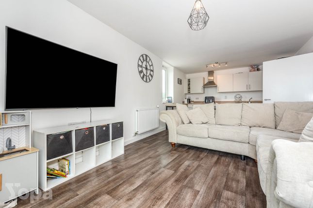 14, Vauxhall Place, Dartford photo 2