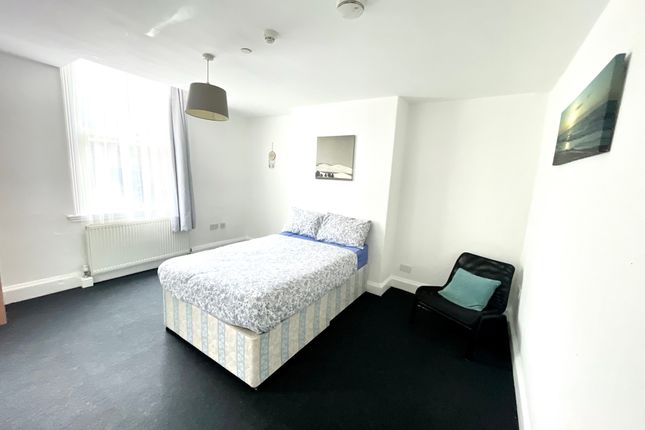 property for rent in Wolverhampton Street, Dudley DY1