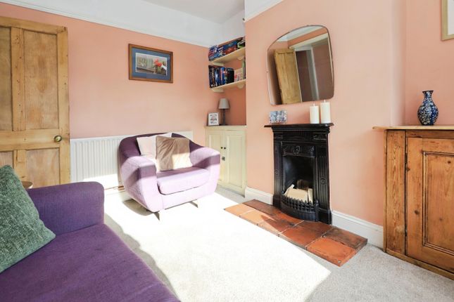 33, Jeffcock Road, Wolverhampton photo 4