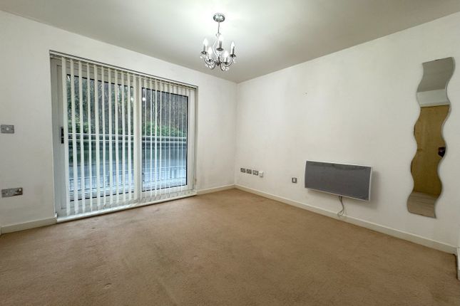 9, Royal Sovereign Apartments, Pentrechwyth photo 2