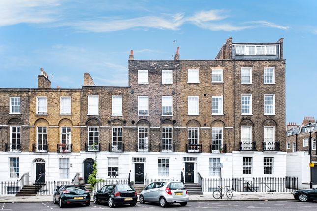 Flat D, 9, Chadwell Street, London photo 2