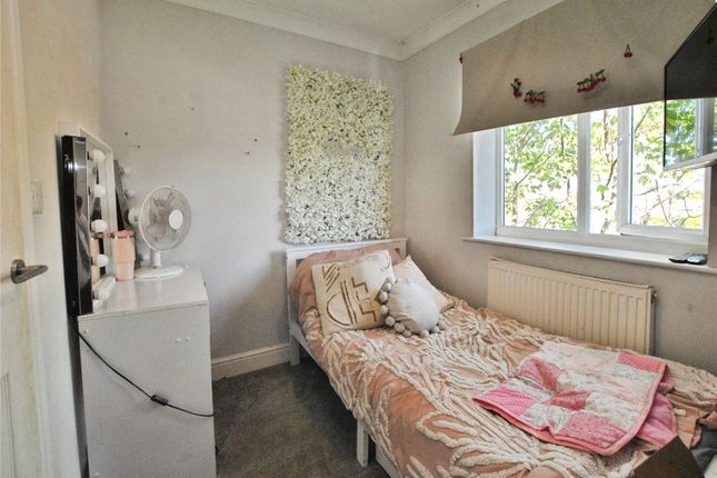 142, Heath Drive, Essex photo 5