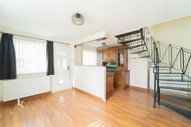 35, Castlerigg Drive, Burnley photo 4