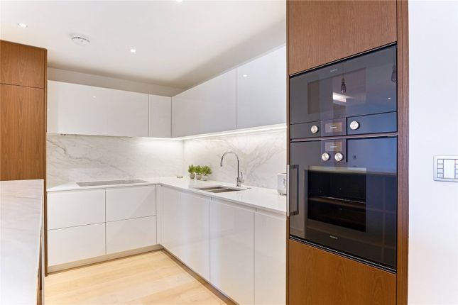 B35 Lighterman Towers, 1, Harbour Avenue, London photo 4