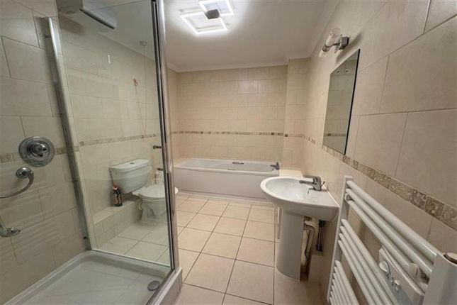 120, Long Road, Canvey Island photo 4