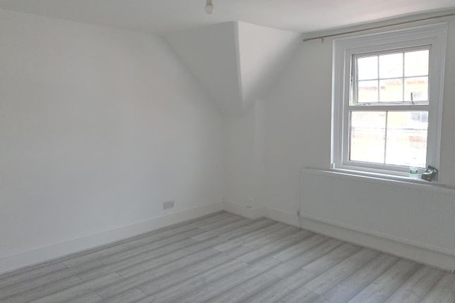 75B High Street, Tring photo 4
