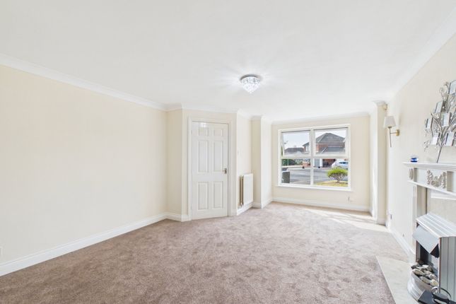 7, Cosgate Close, Wigan photo 3