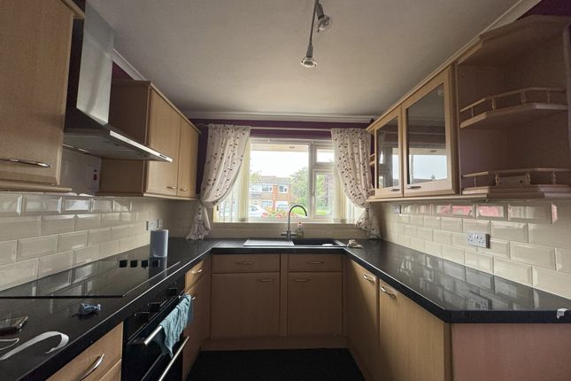 1, Pinnegar Way, Swindon photo 2