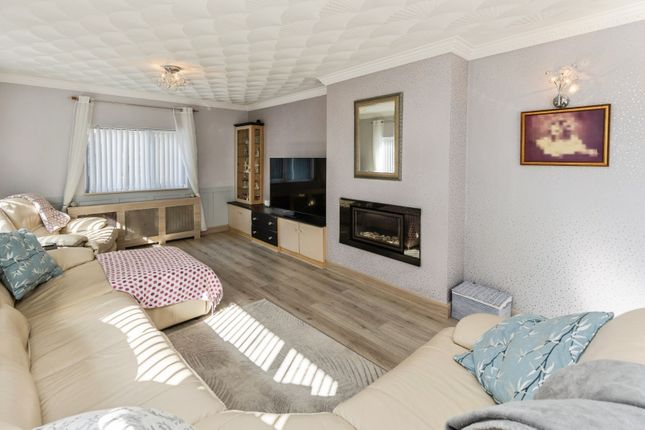 7, Gorse Way,, Chester photo 3