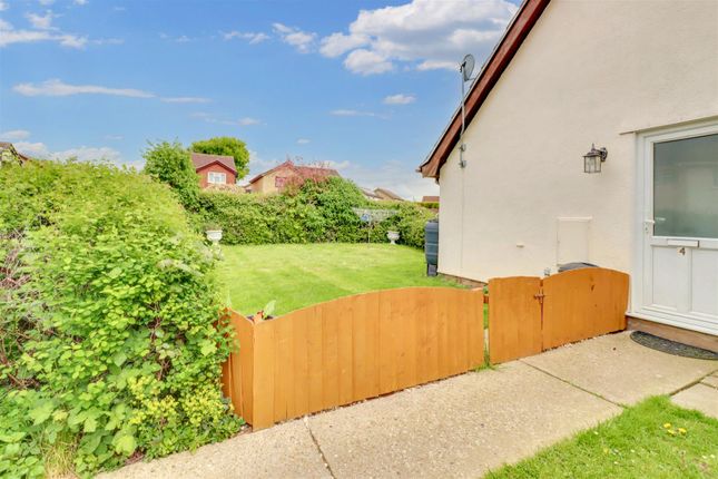 Property for sale in Bulphan Close, Wickford