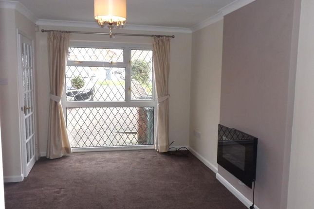 68, Holyrood Rise, Rotherham photo 4
