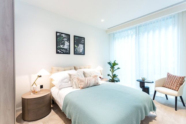 Flat for sale in Aspen Consort Place, 50 Marsh Wall, Canary Wharf