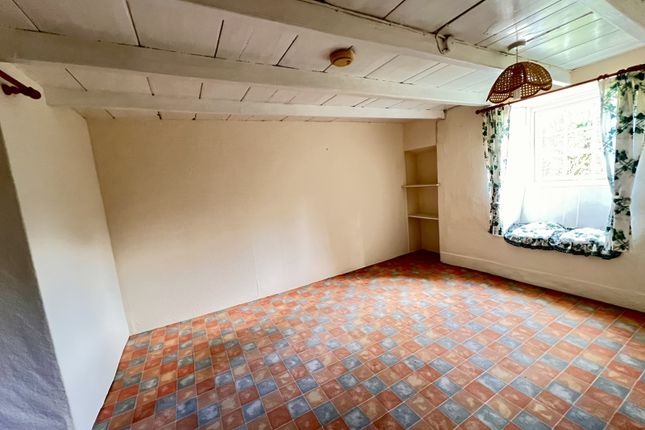 7 Nanturas Row, Goldsithney, Penzance photo 4