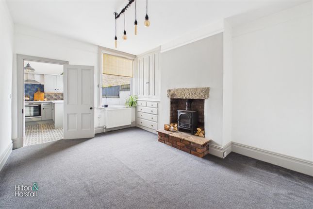 Skipton Road, Earby photo 4