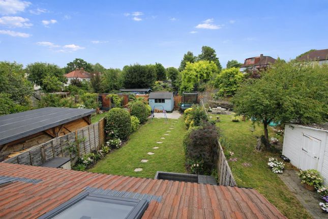 34, Birchwood Avenue, Wallington photo 3